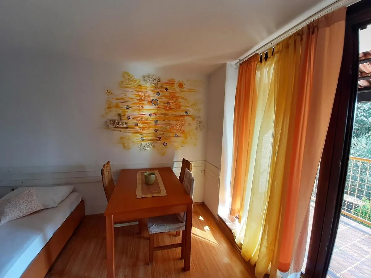 Apartments Unija Duga Uvala Krnica 0*,
