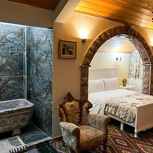 https://villa-parku-rinia.albaniahotels.org